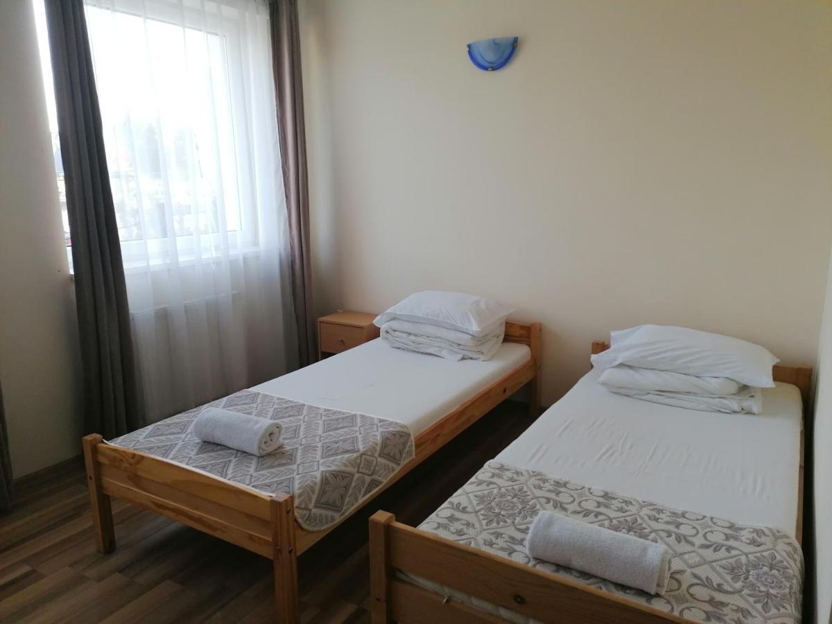 וסס Hotel Ferihegy מראה חיצוני תמונה